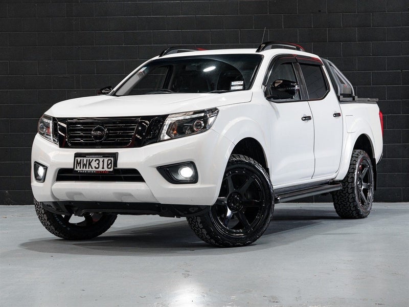 2020 NISSAN NAVARA