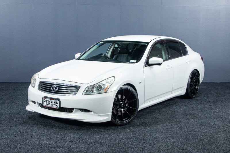 2009 NISSAN SKYLINE