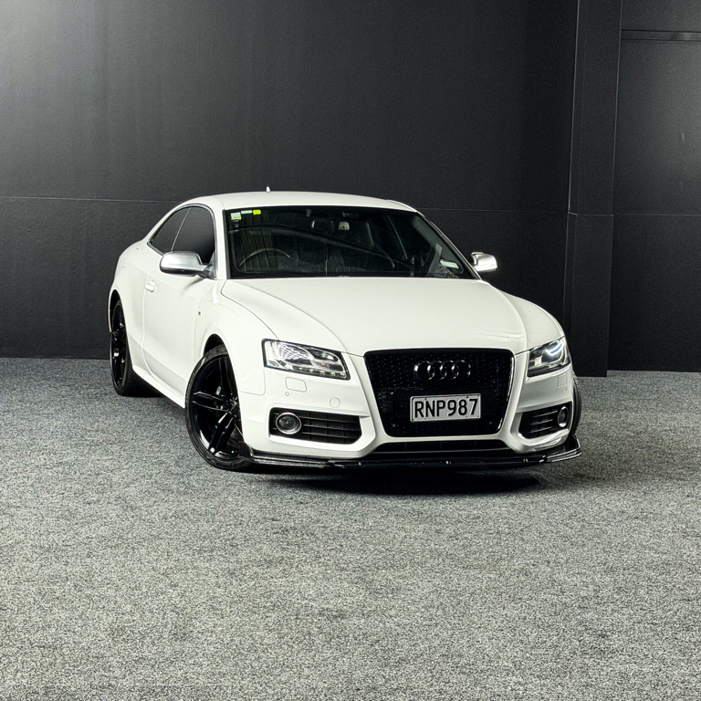 2010 AUDI S5