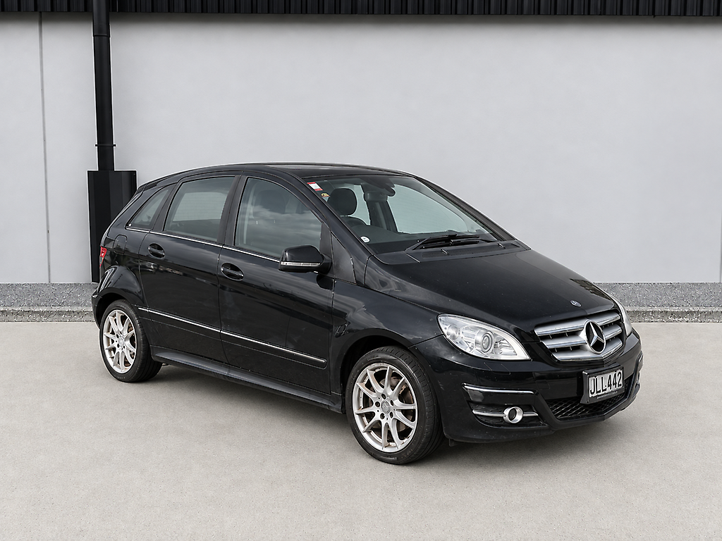 2010 Mercedes Benz B200