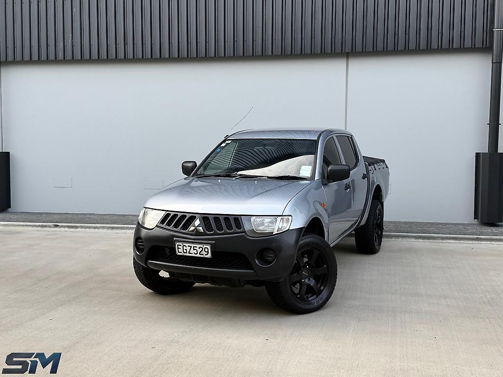 2008 Mitsibushi Triton