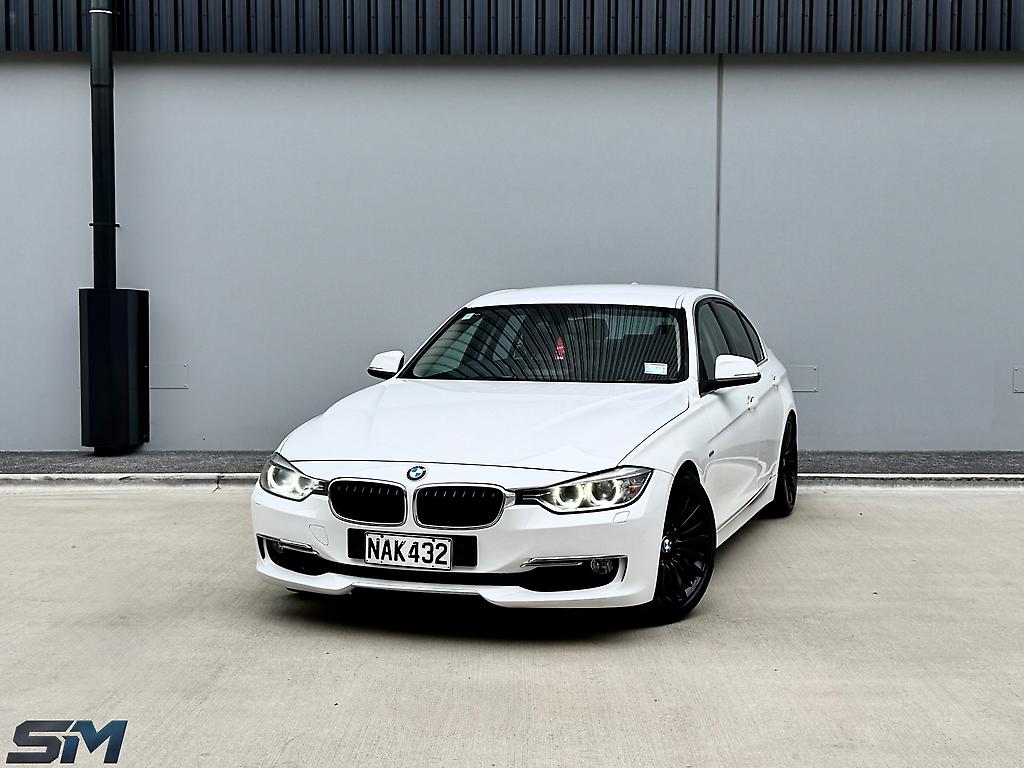 2012 BMW 328i