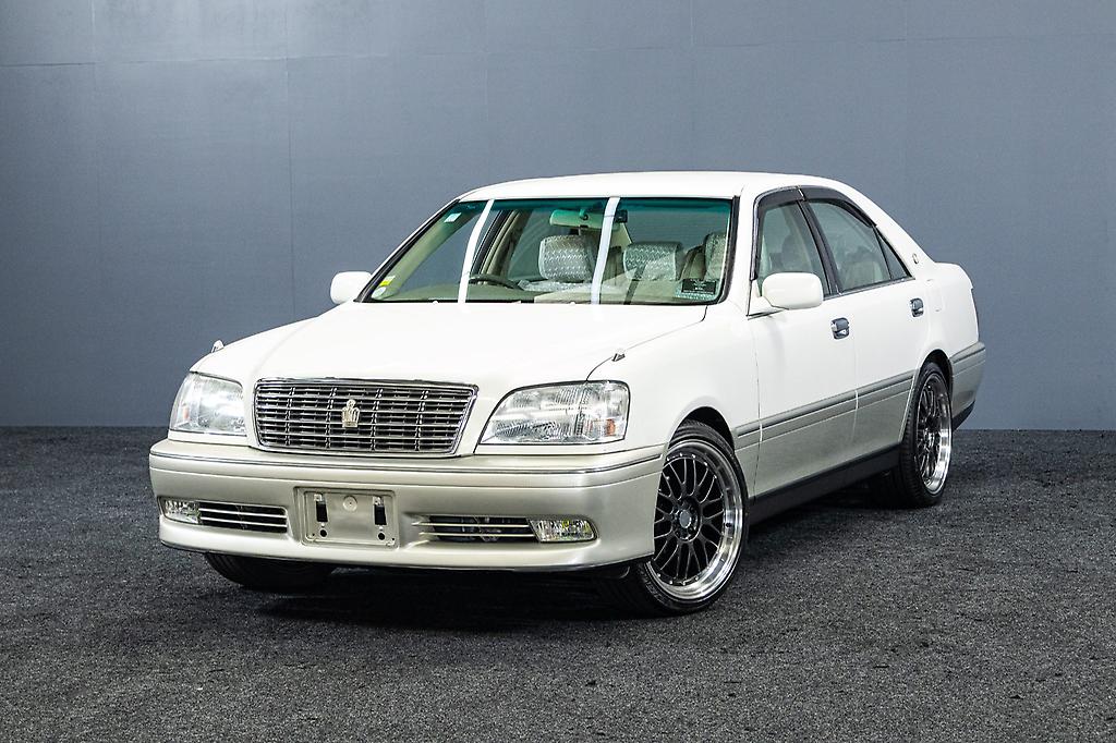 2001 Toyota Crown