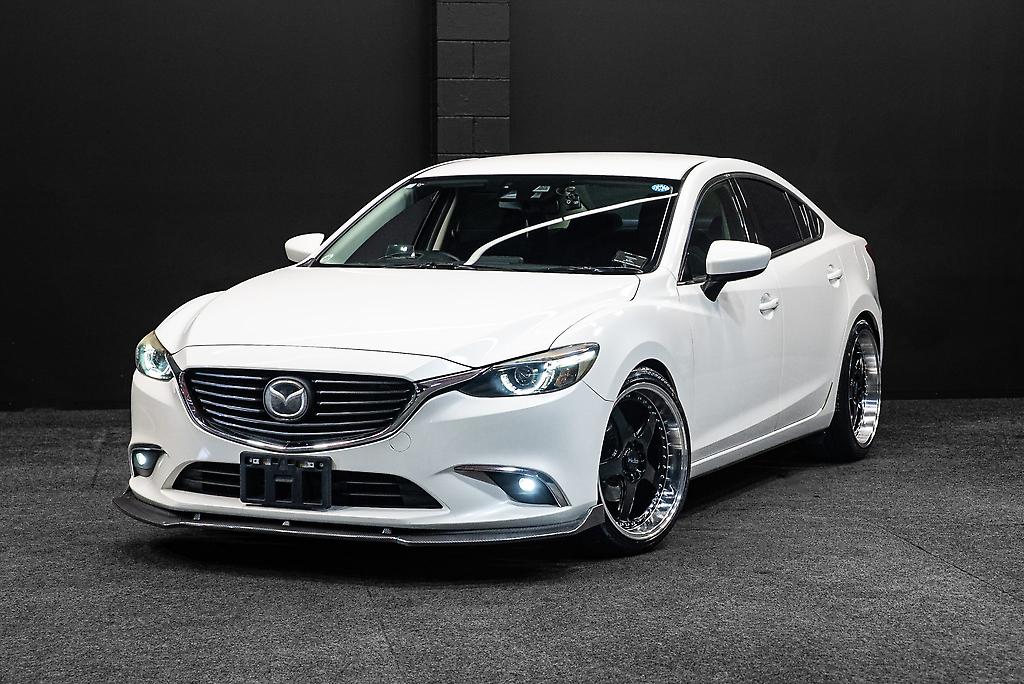 2015 Mazda Atenza