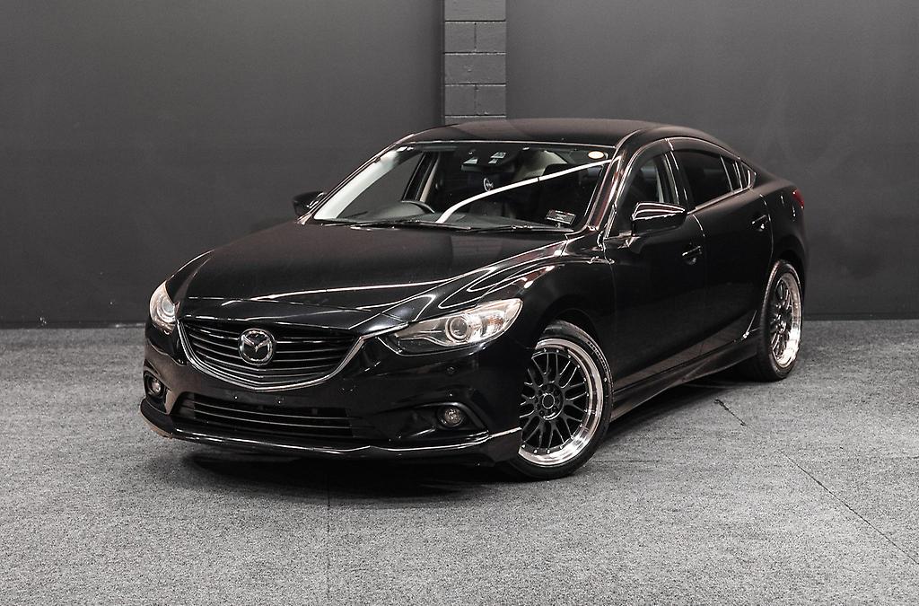 2013 Mazda Atenza