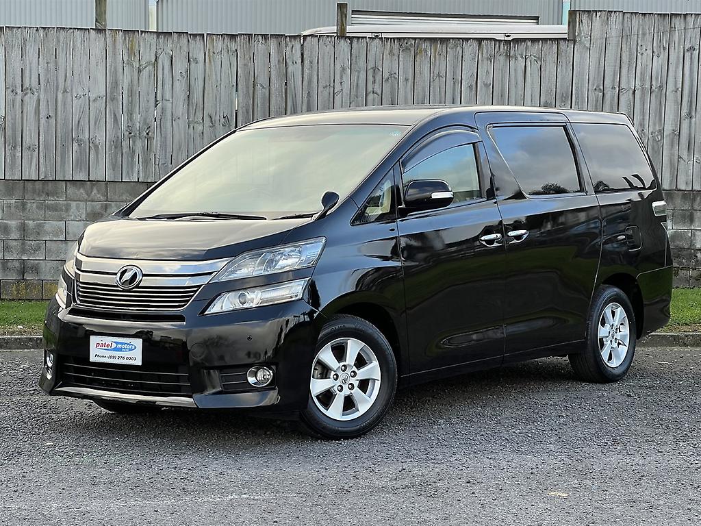 2013 Toyota Vellfire