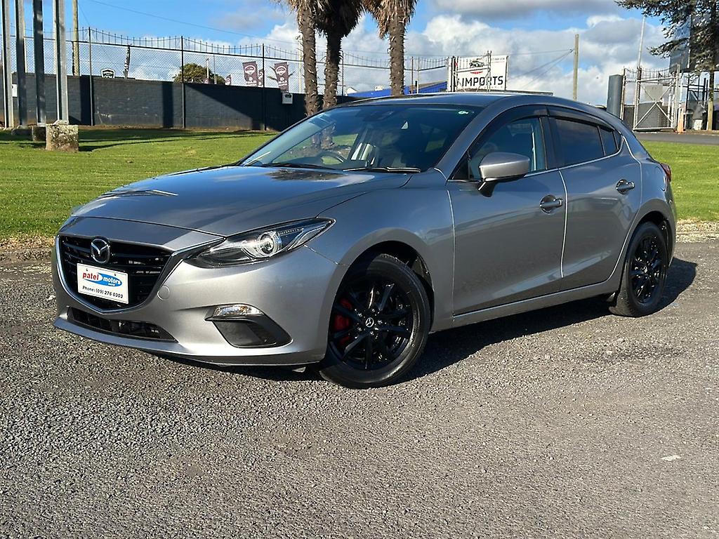 2015 Mazda Axela
