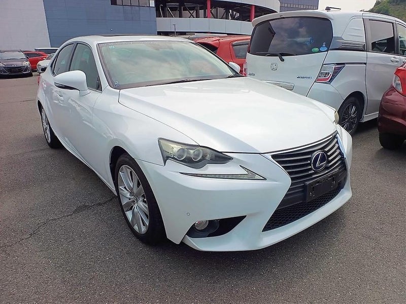 2013 Lexus IS 300h
