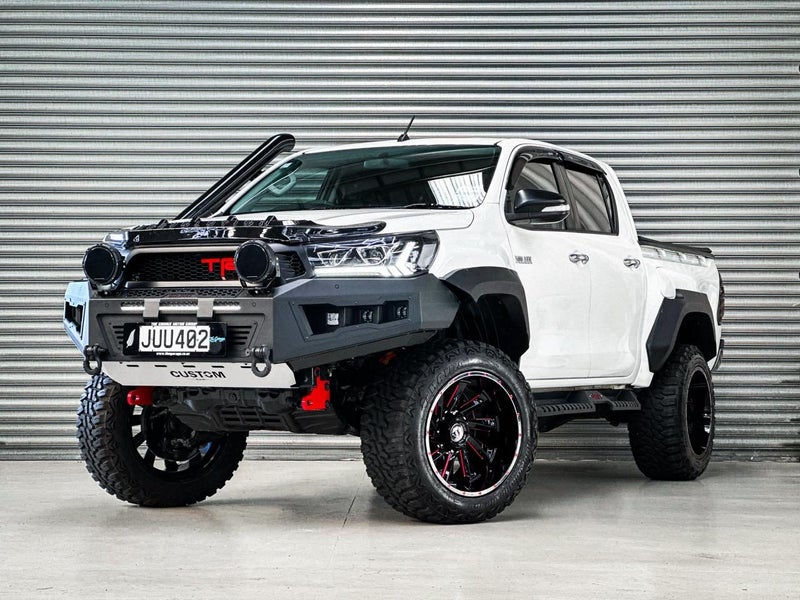 2016 TOYOTA HILUX