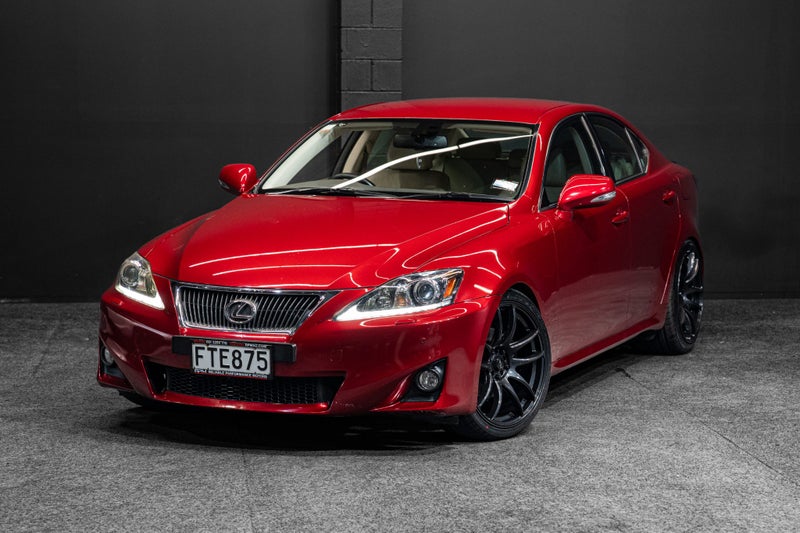 2011 LEXUS IS250