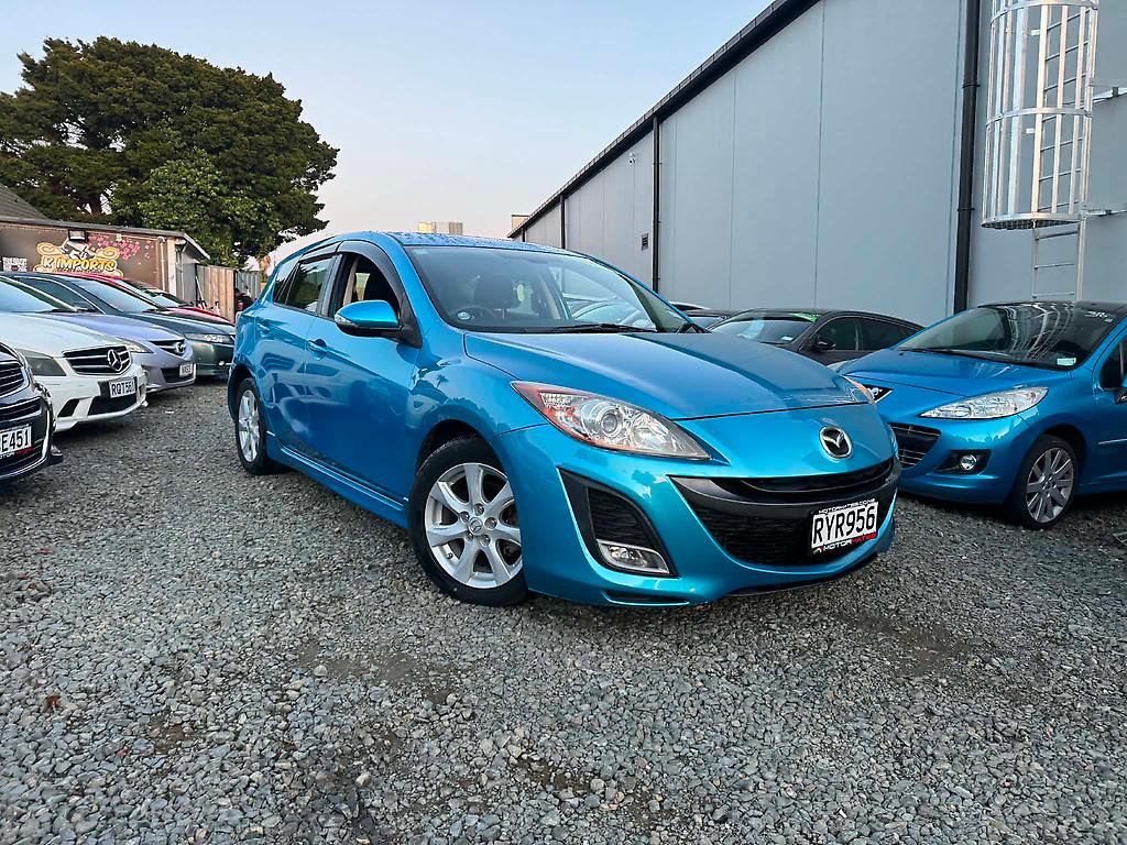 2010 MAZDA AXELA