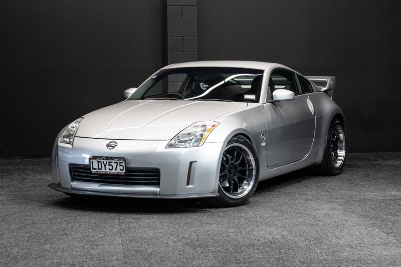 2004 NISSAN FAIRLADY