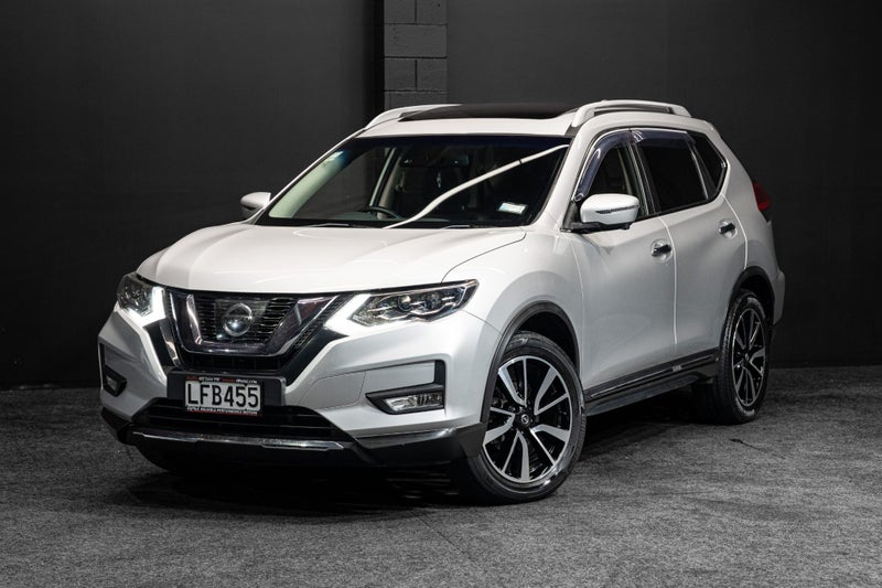 2018 NISSAN X-TRAIL