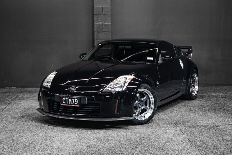 2005 NISSAN 350Z
