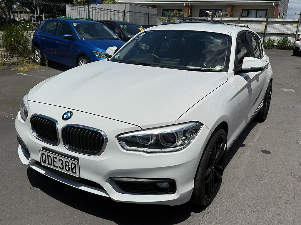 2016 BMW 118I