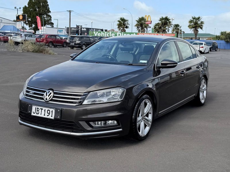 2015 VOLKSWAGEN PASSAT