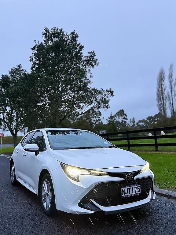 2019 TOYOTA COROLLA