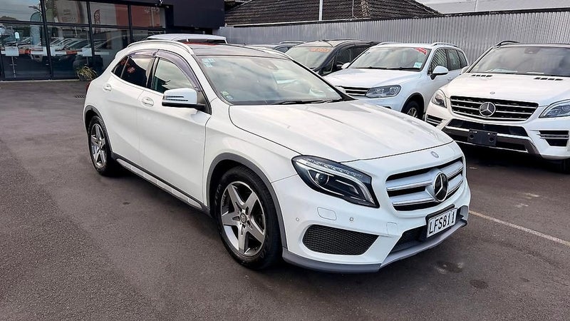 2014 MERCEDES-BENZ GLA250
