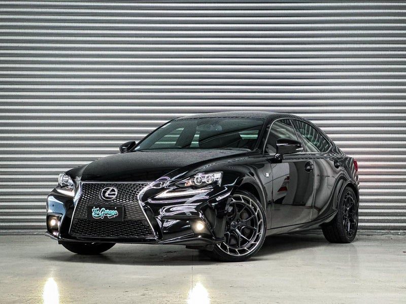 2017 Lexus IS 200t F SPORT