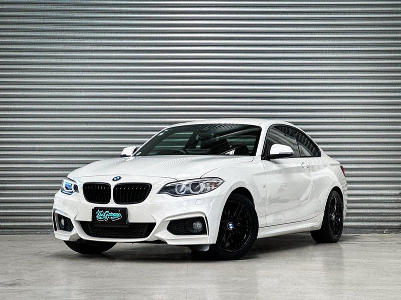 2016 BMW 220i M SPORT