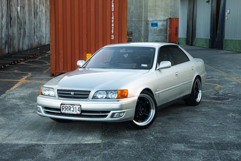 2001 TOYOTA CHASER