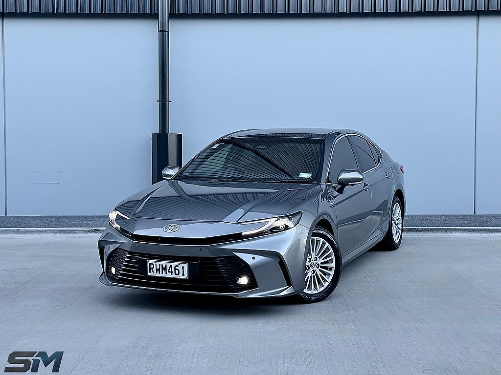 2024 TOYOTA CAMRY