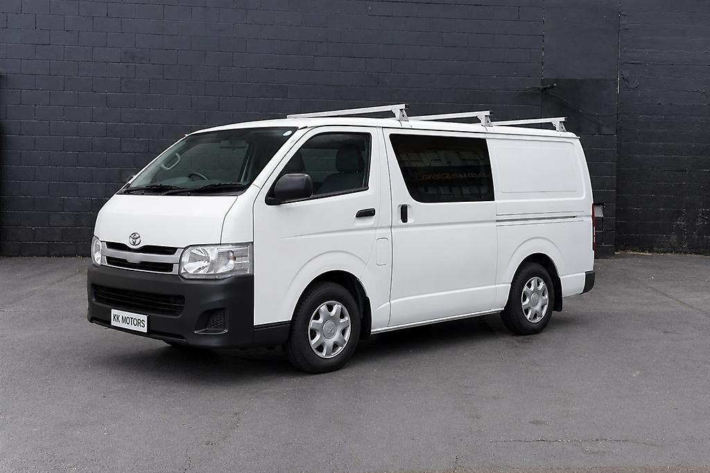 2010 Toyota Hiace LWB