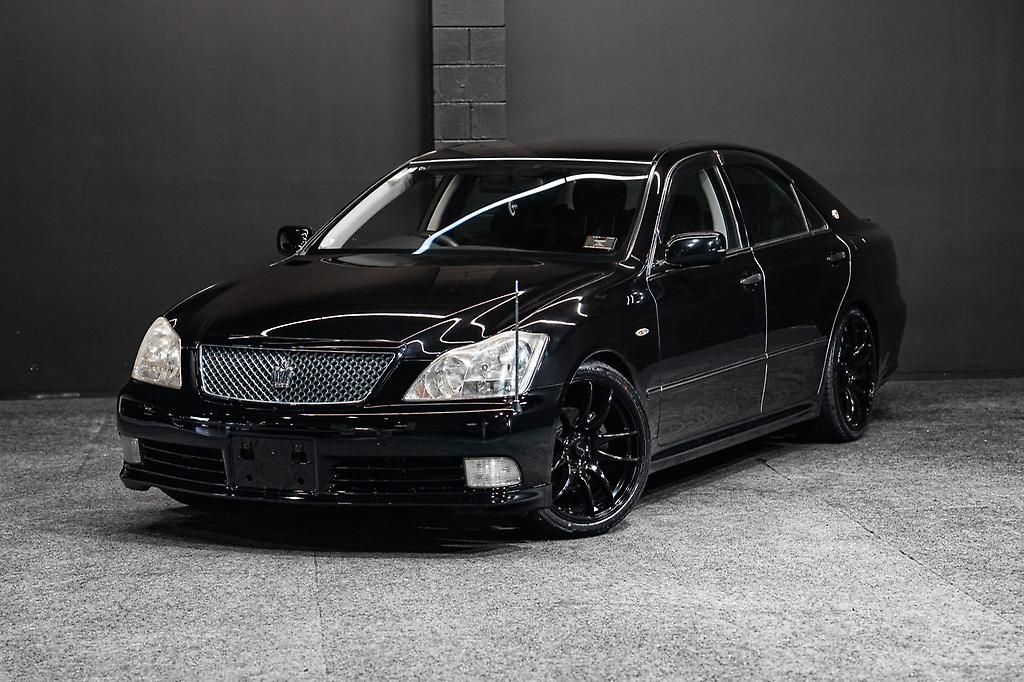 2005 Toyota Crown