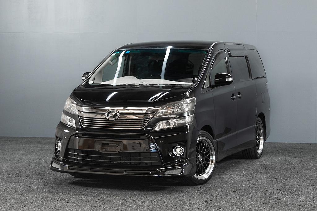 2012 Toyota Vellfire
