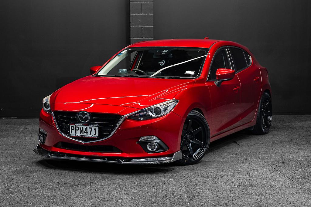 2014 Mazda Axela
