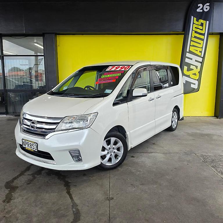 2012 NISSAN SERENA