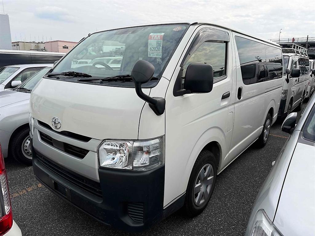 2022 Toyota Hiace