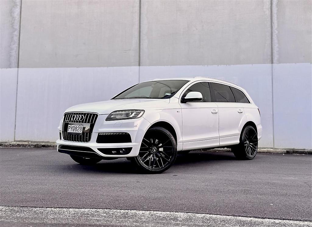 2011 AUDI Q7