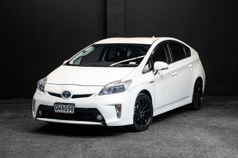 2013 TOYOTA PRIUS