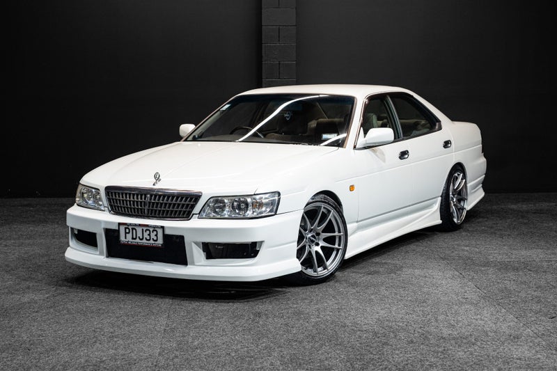 2001 NISSAN LAUREL