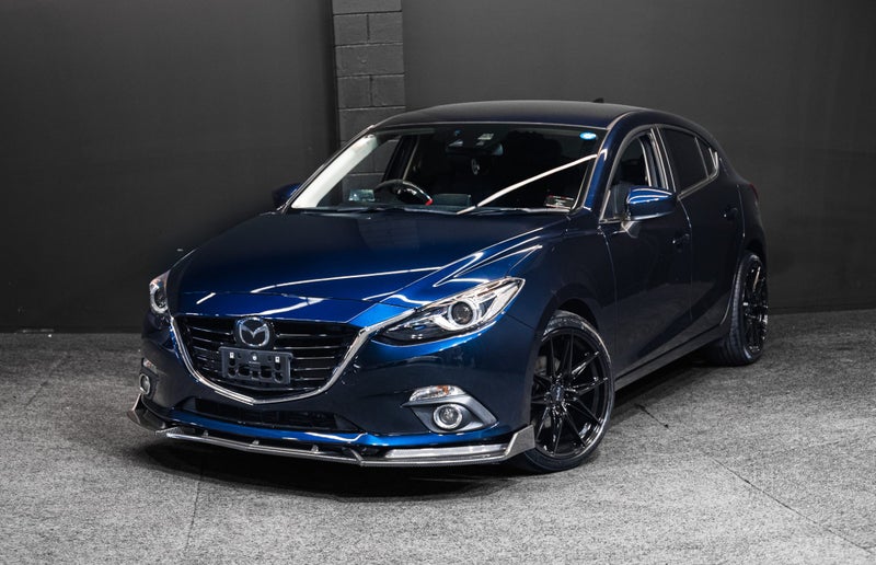 2016 Mazda Axela 20s