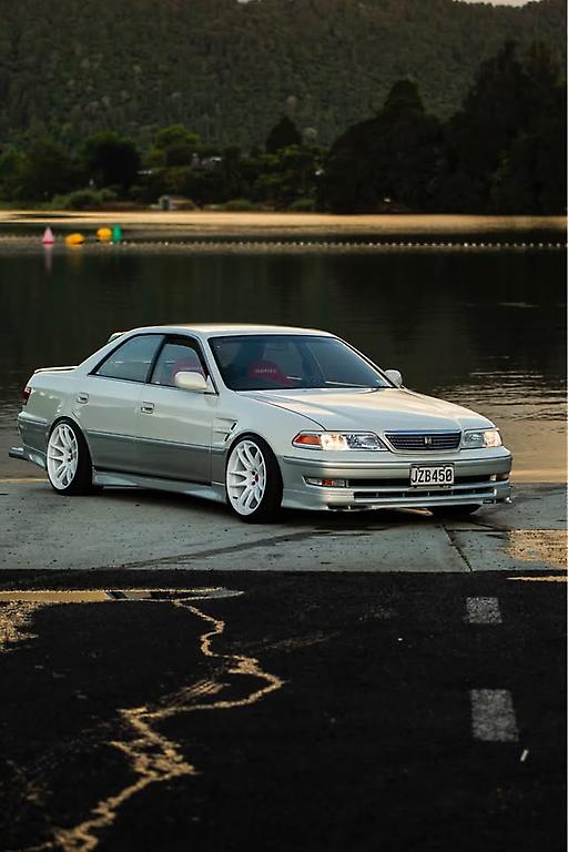 1998 TOYOTA GRANDE