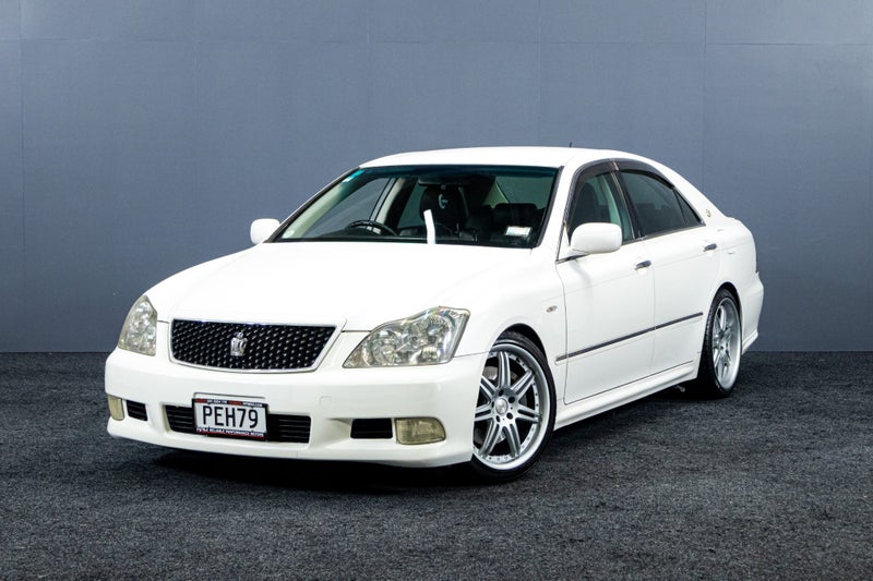 2006 TOYOTA CROWN