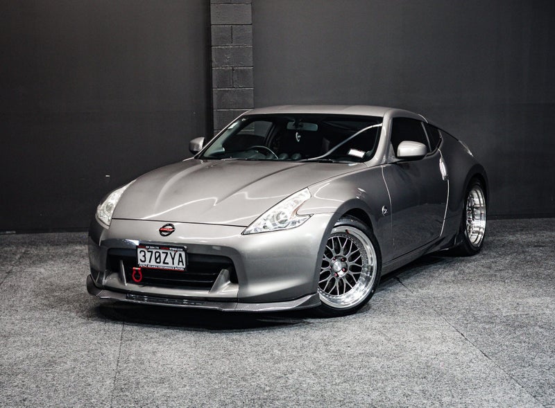 2009 NISSAN FAIRLADY