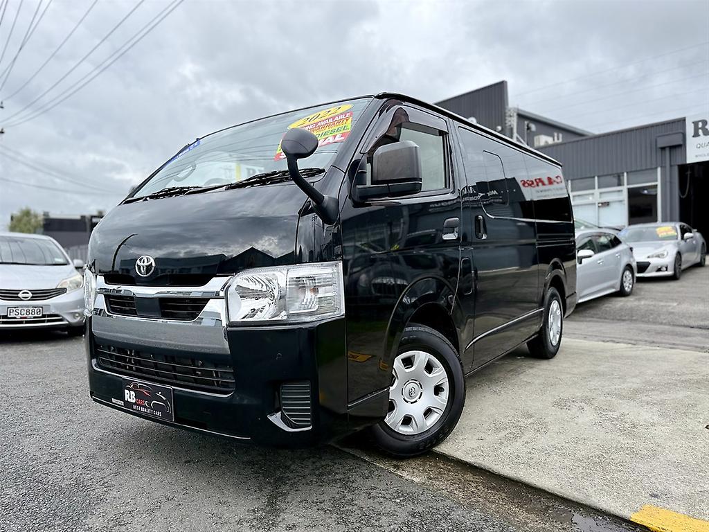 2022 Toyota Hiace