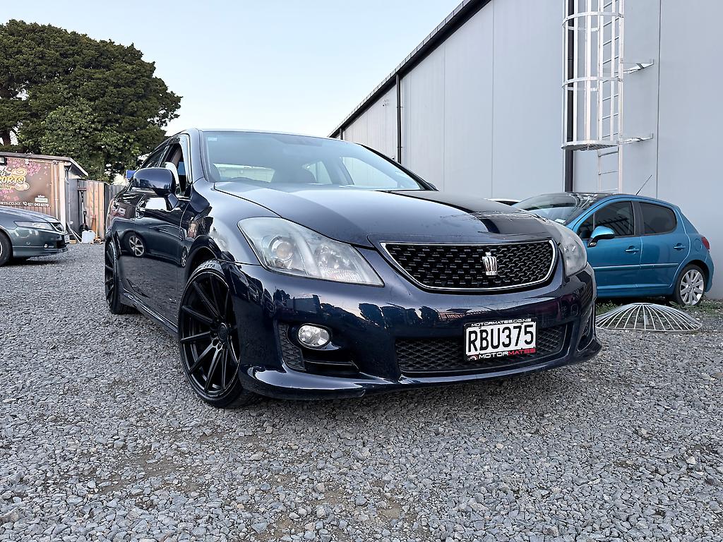2009 TOYOTA CROWN