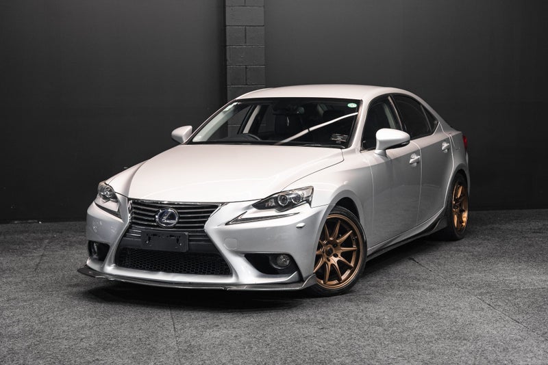 2013 Lexus  IS 300h